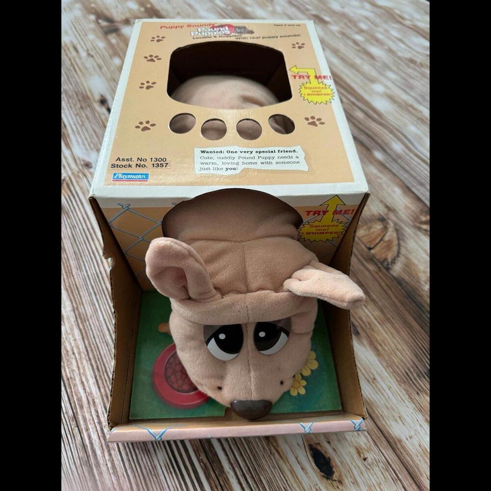 NEW in Box  Vintage Large Puppy Sounds Pound Puppies
